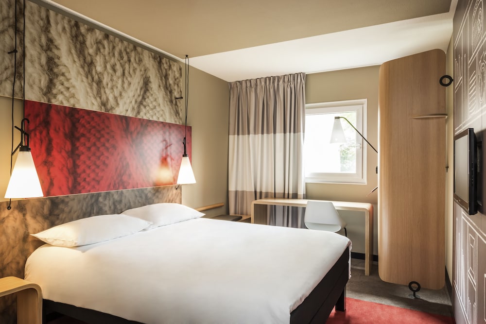 Family Room (1 double bed and extra bed) - Photo 3