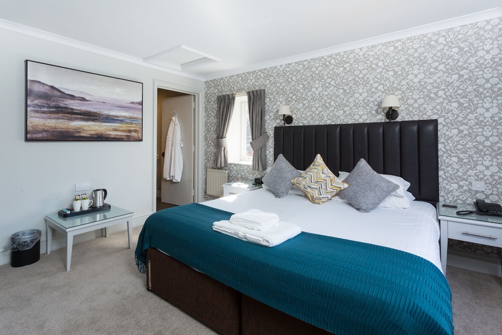 Superior Double or Twin Room - Photo 9