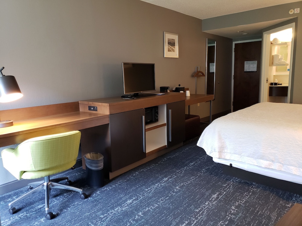 One Full Bed, Non-Smoking, Accessible