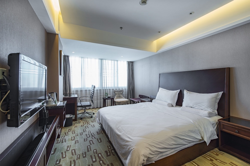 Superior King Room photo 3