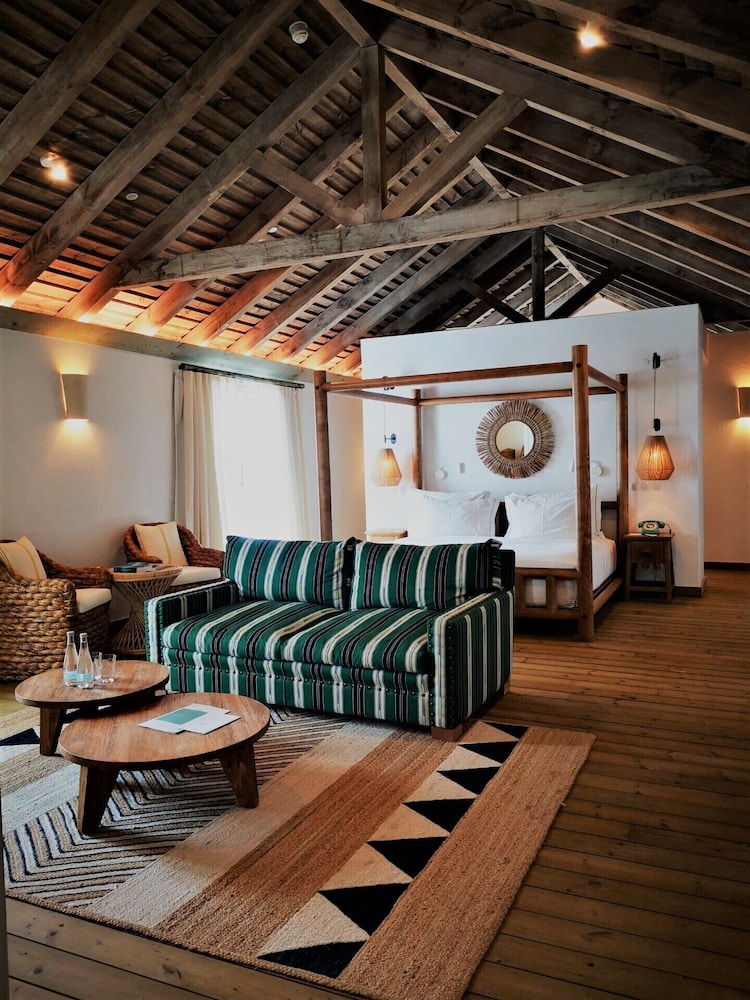 Studio Suite, Balcony