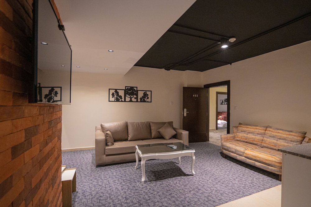 Family Studio Suite