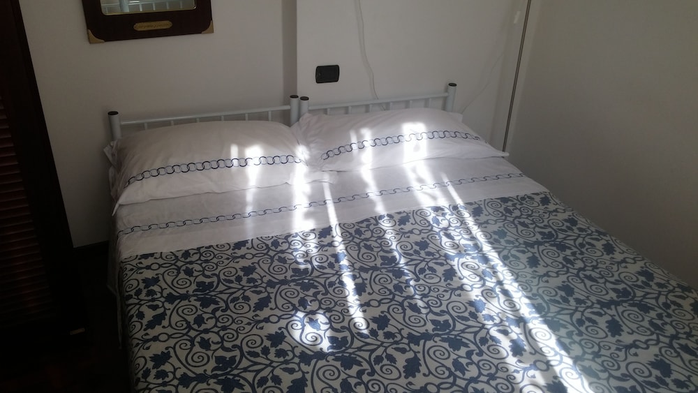 Double Room (small) photo 3