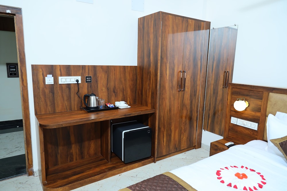 Royal Room photo 3