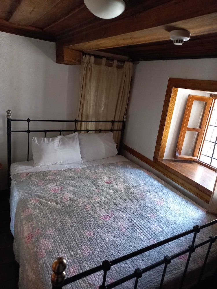 Standard Double Room, 1 Queen Bed photo 2