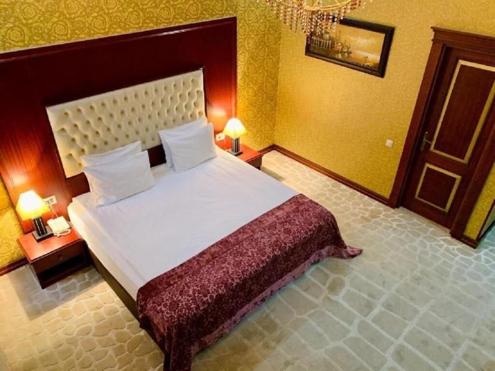 Comfort Double Room, City View