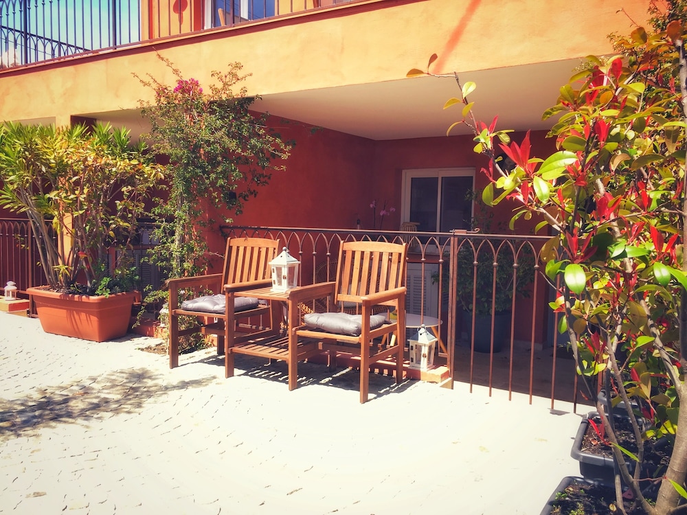Apartment, Ensuite, Garden View (3. La Capitainerie) photo 2