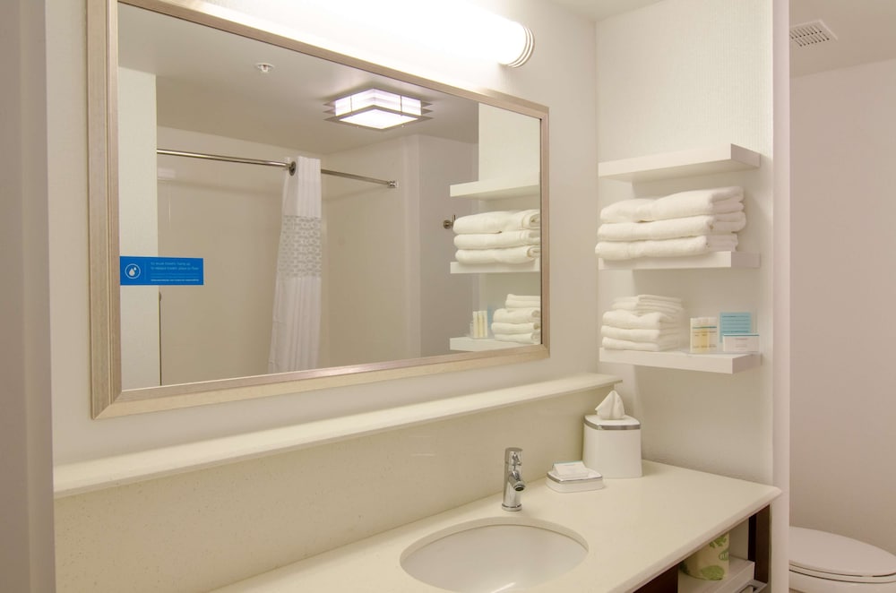 Studio, 1 King Bed with Sofa bed, Accessible (Hearing)