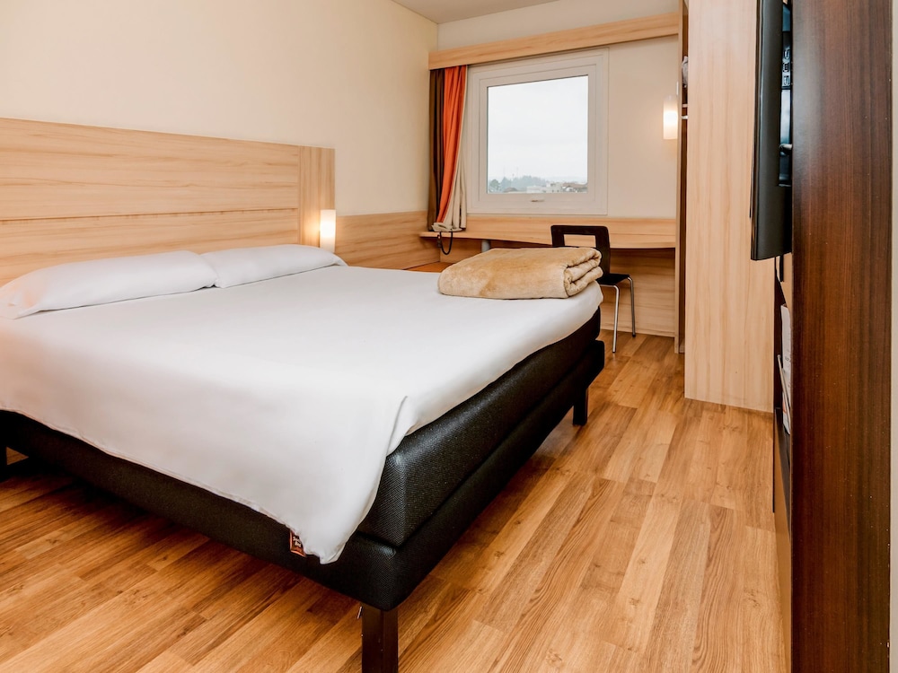 Room, Multiple Beds