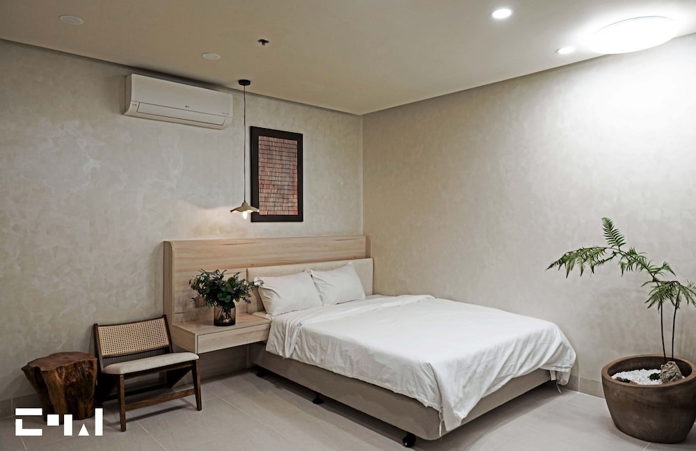 Deluxe Double Room, Private Bathroom