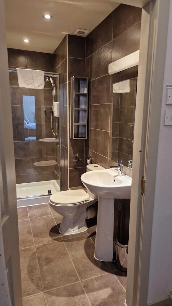 Deluxe Triple Room - Photo 3