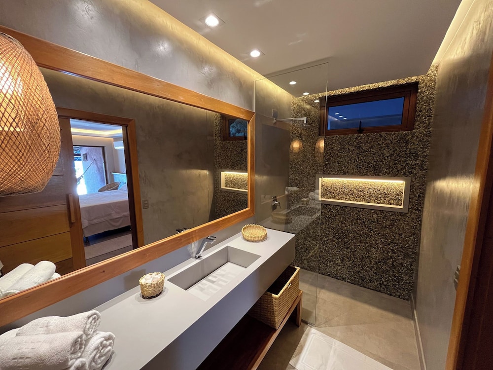 Deluxe Suite, Balcony, Ocean View