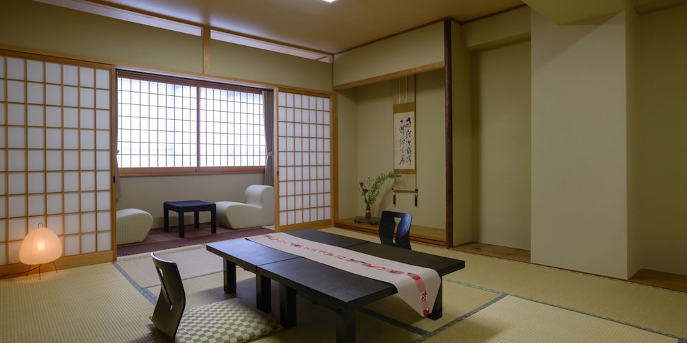 General Room (Japanese-style 8 Tatami with Bath and Toilet) *Room Only or Breakfast Included photo 3