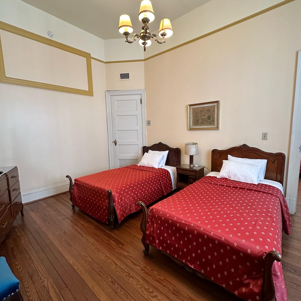 Classic Quadruple Room photo 1