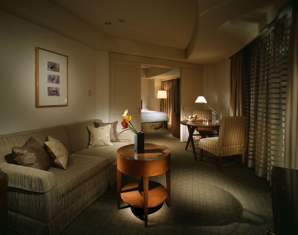 Panoramic Suite, Non Smoking (Premium Floor) - Photo 1