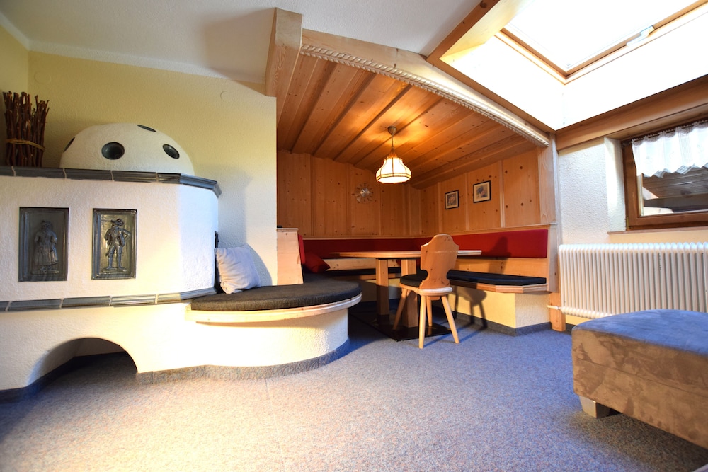 Apartment, 4 Bedrooms (1)