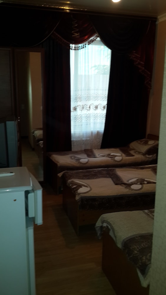 Standard Triple Room photo 3