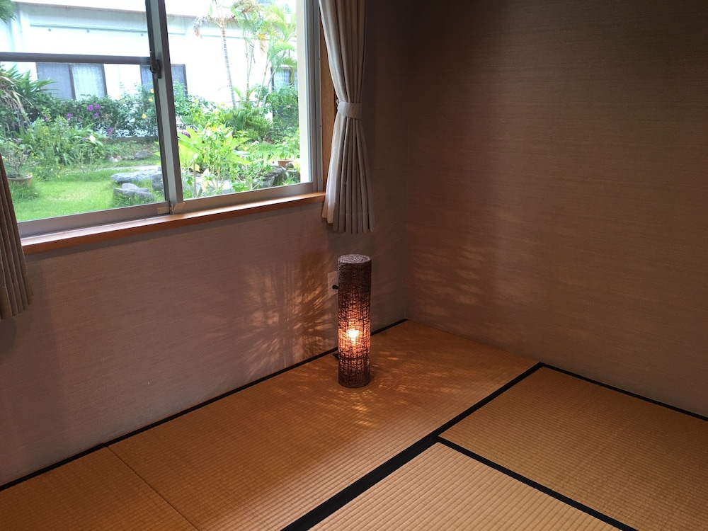 Triple Room with Garden photo 2