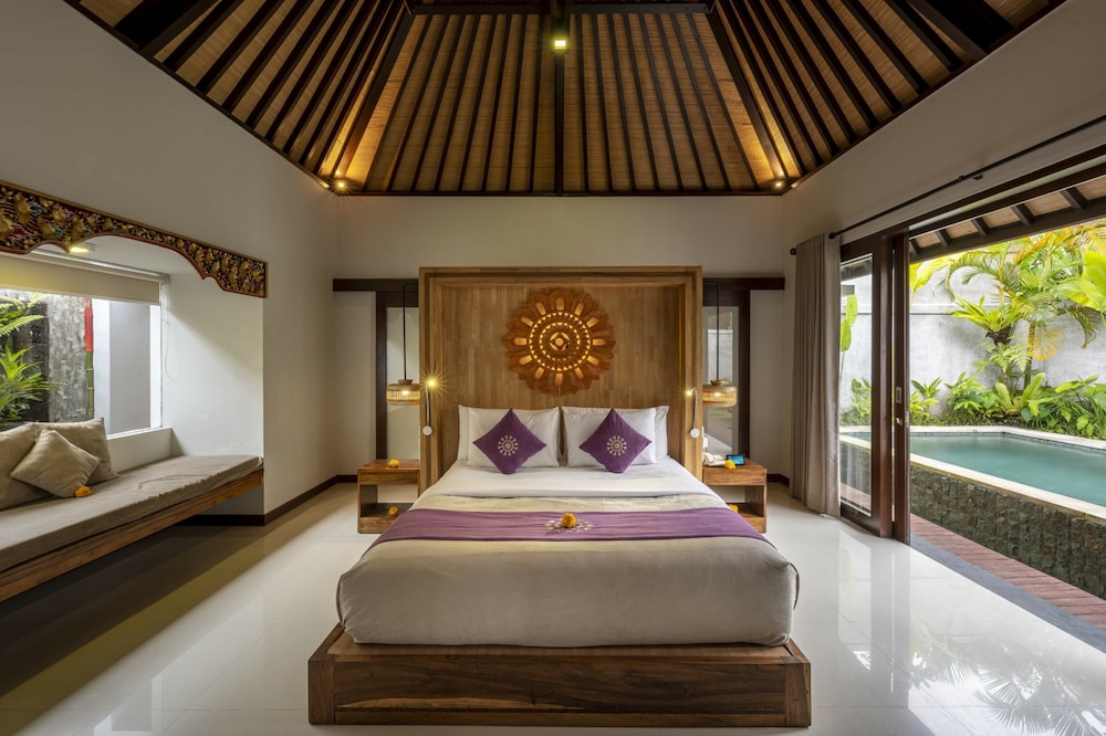 One Bedroom Villa with Private Pool photo 2