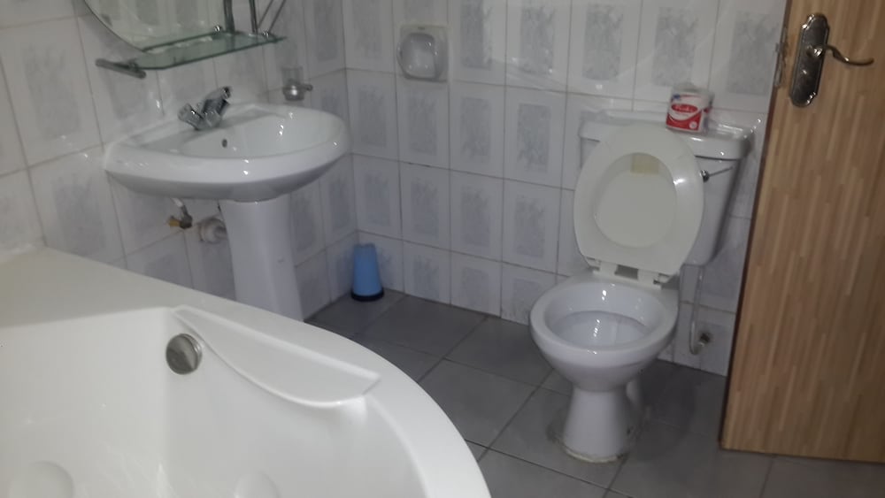 City Suite, 1 King Bed, Bathtub, City View photo 2
