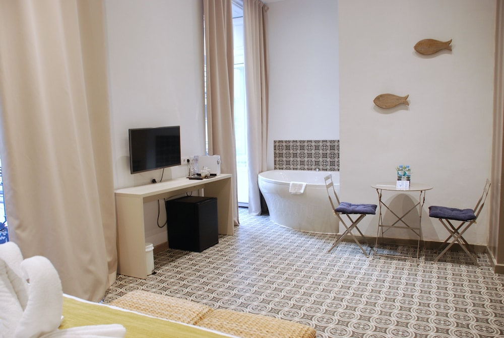 Deluxe Double Room, Hot Tub