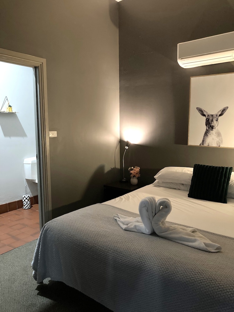 Private King/Twin Ensuite photo 2