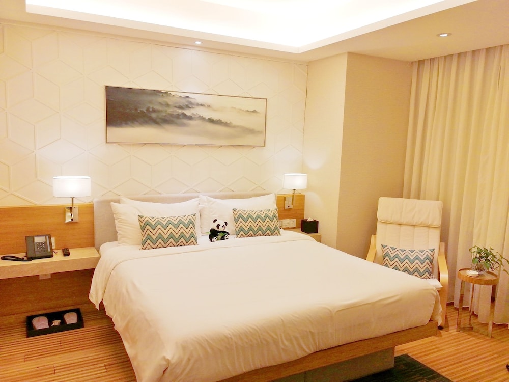 Comfort Suite photo 2