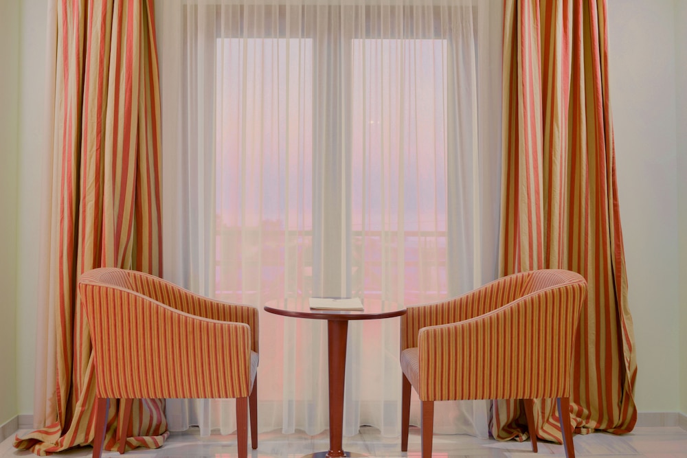 Executive Triple Room, Partial Sea View