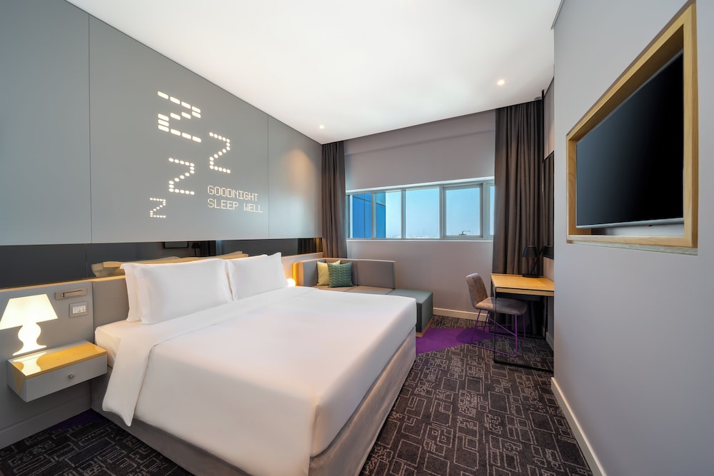 Room, 1 King Bed (Urban King)