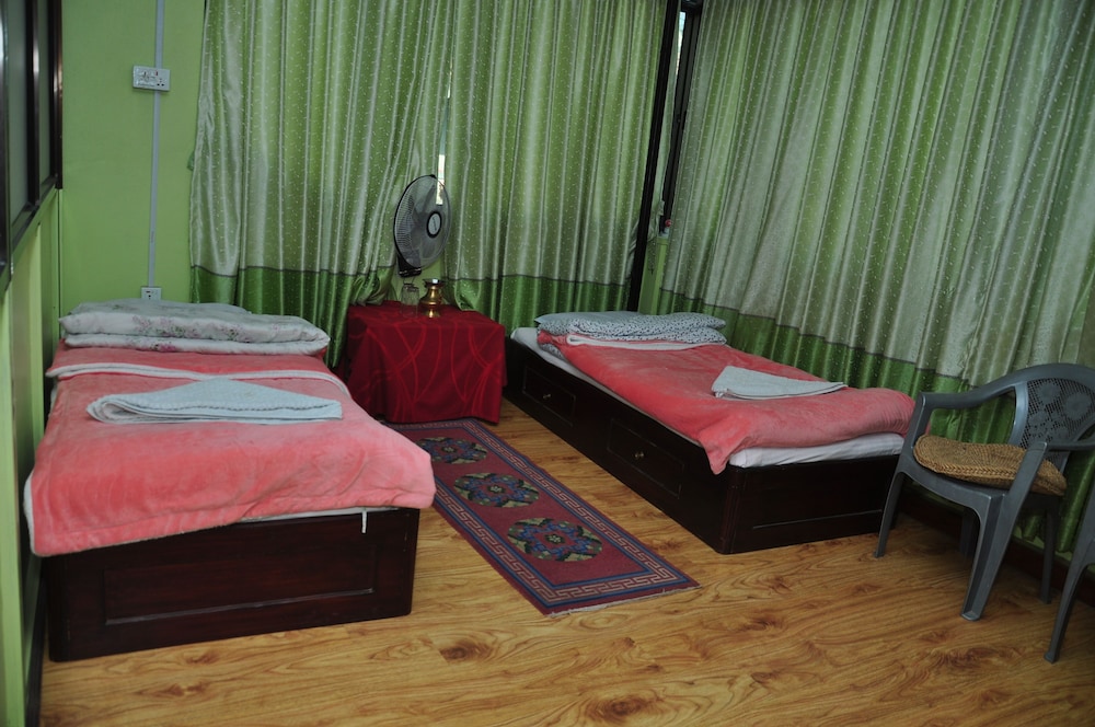 Basic Double Room