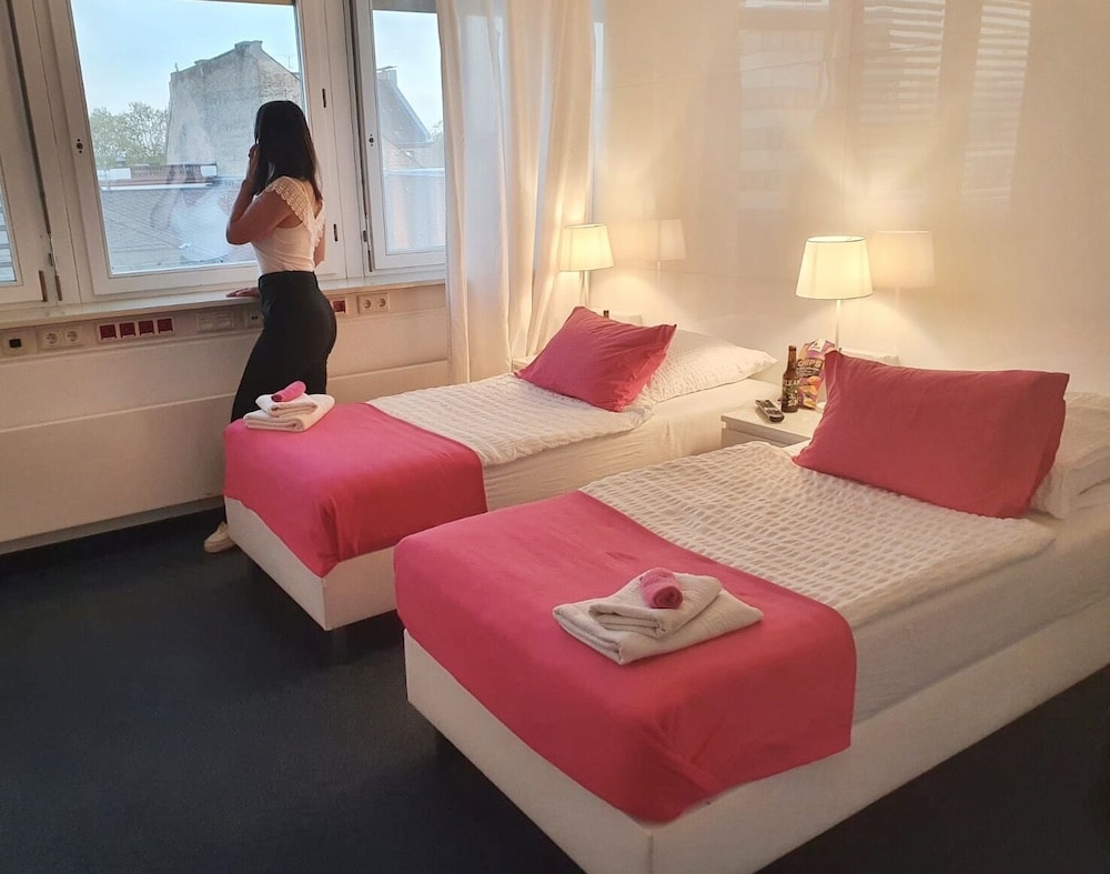 Quadruple Room photo 2