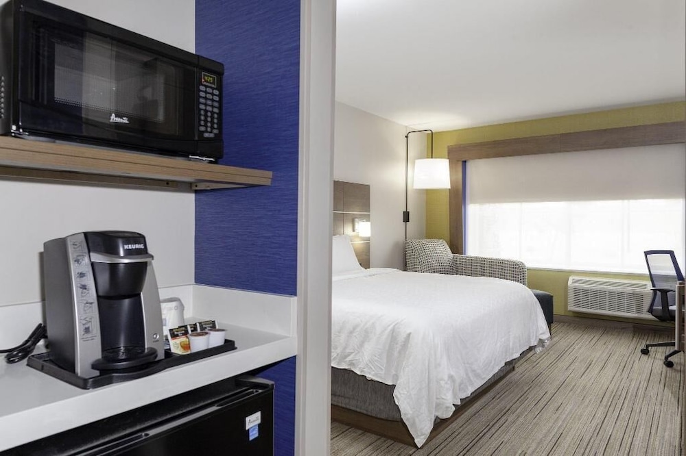 Suite, 1 King Bed (Extra Floor Space) - Photo 3