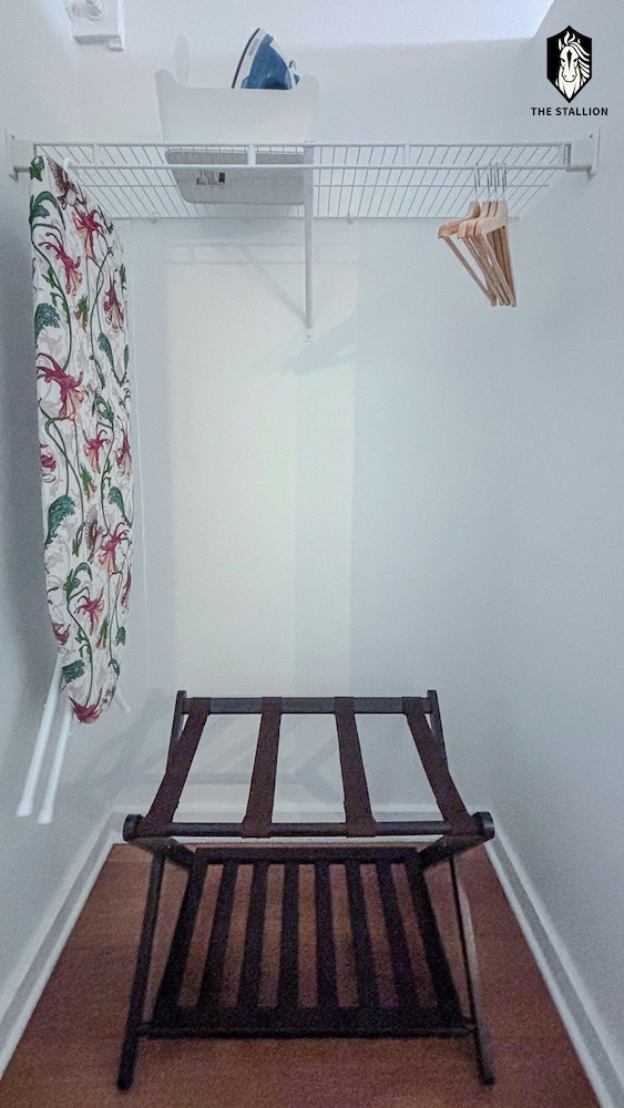 Signature Loft, 1 Bedroom, Non Smoking, City View, 208, photo 6