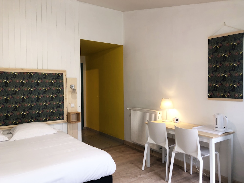 Double or Twin Room, Multiple Beds, Non Smoking