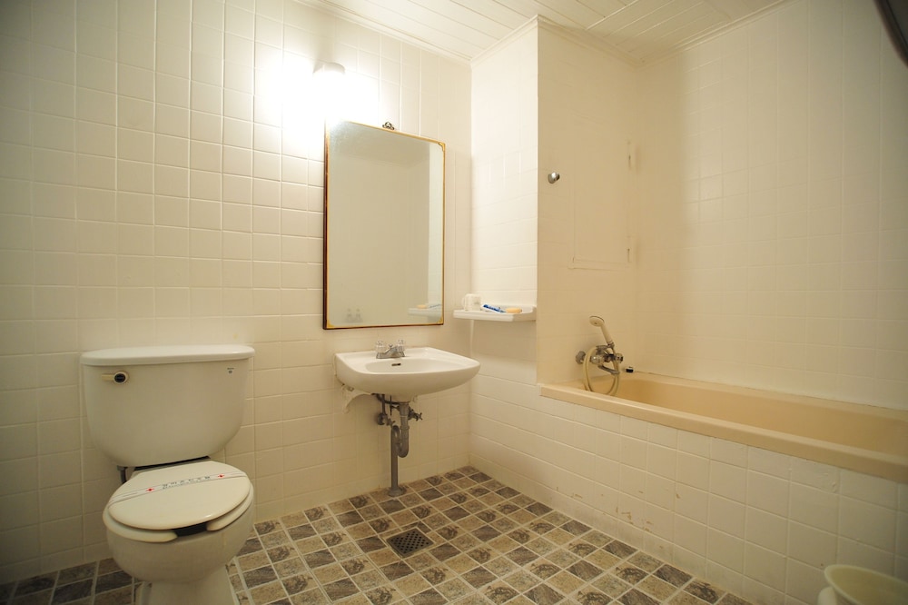 Standard Room photo 3