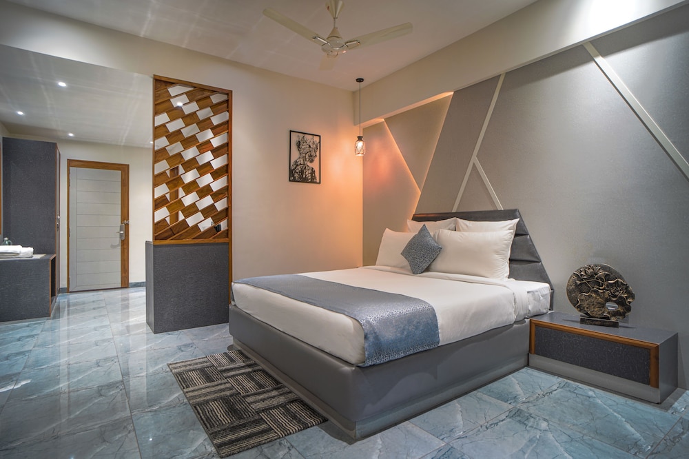 Coral Deluxe Room - Photo 1