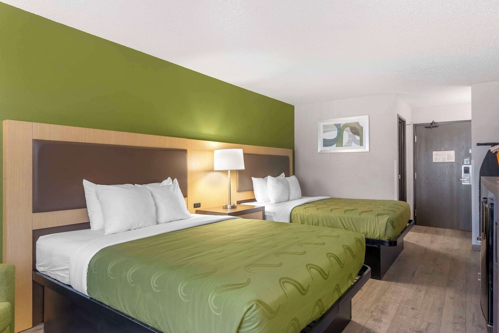 Room, 2 Queen Beds, Accessible, Non Smoking - Photo 9