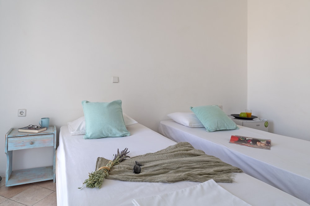Beachfront Villa 4 Bedrooms photo 2