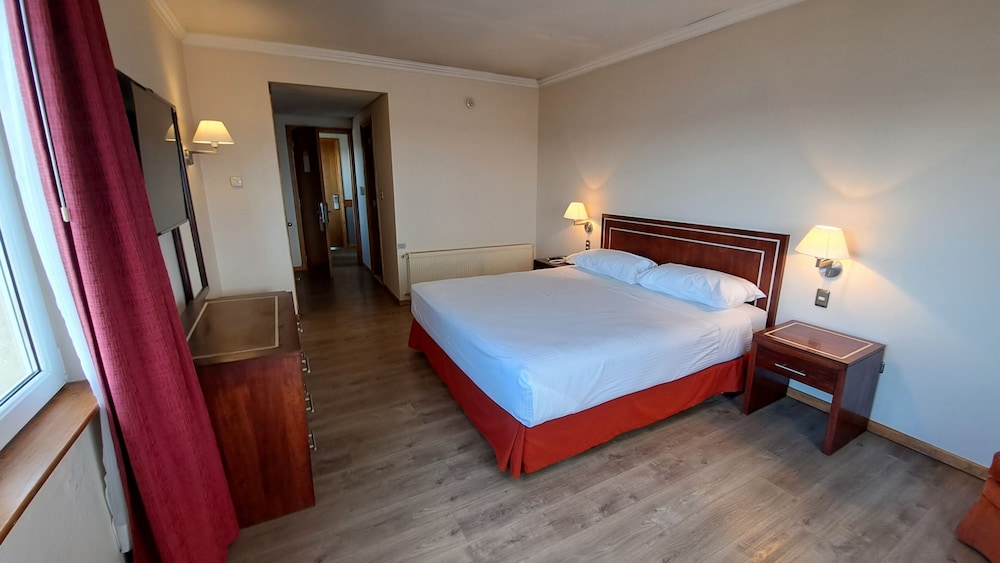Standard Double Room, City View photo 3