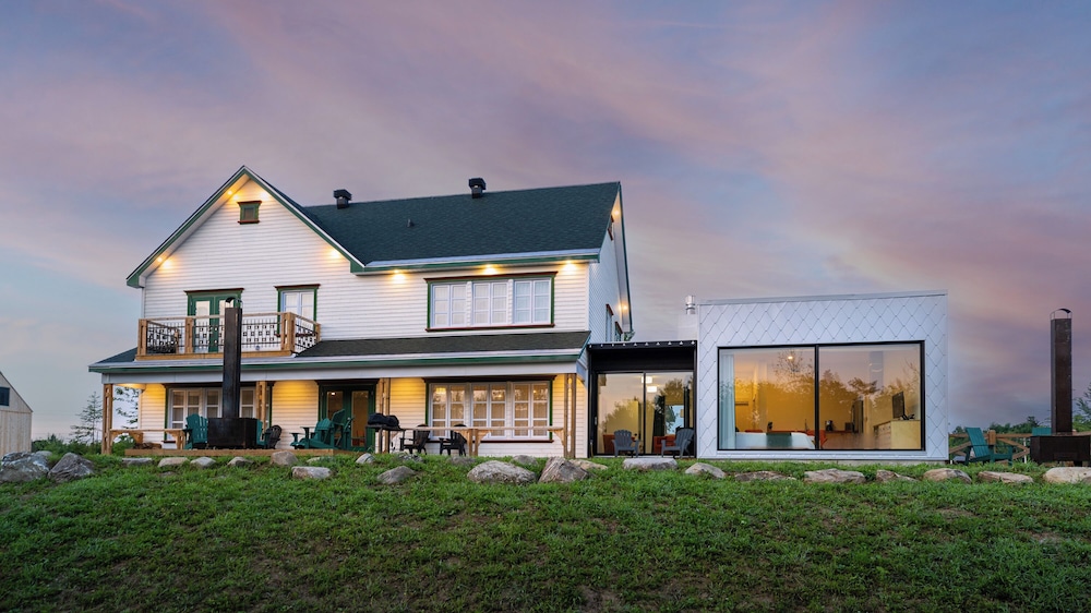 Signature House