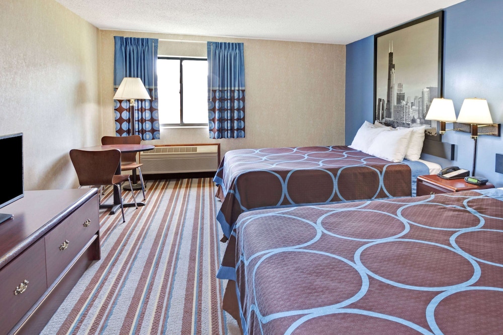 Room, 2 Queen Beds, Non Smoking - Photo 4