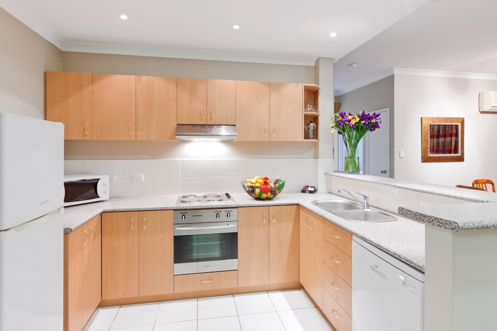 Disabled Two Bedroom 1.5 Bathroom Apartment photo 3