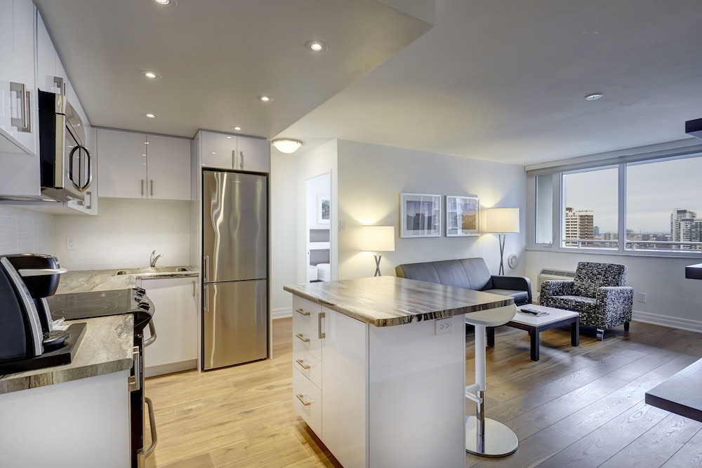 Luxury One Bedroom Suite, 1 King Bed - Photo 4