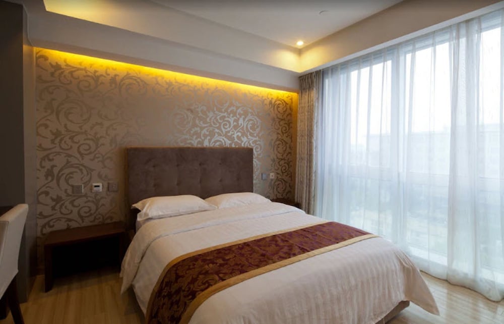 Quadruple Room (Mainland Chinese Citizen Only)