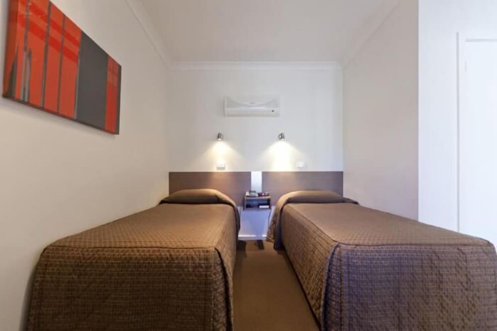Standard Room photo 2