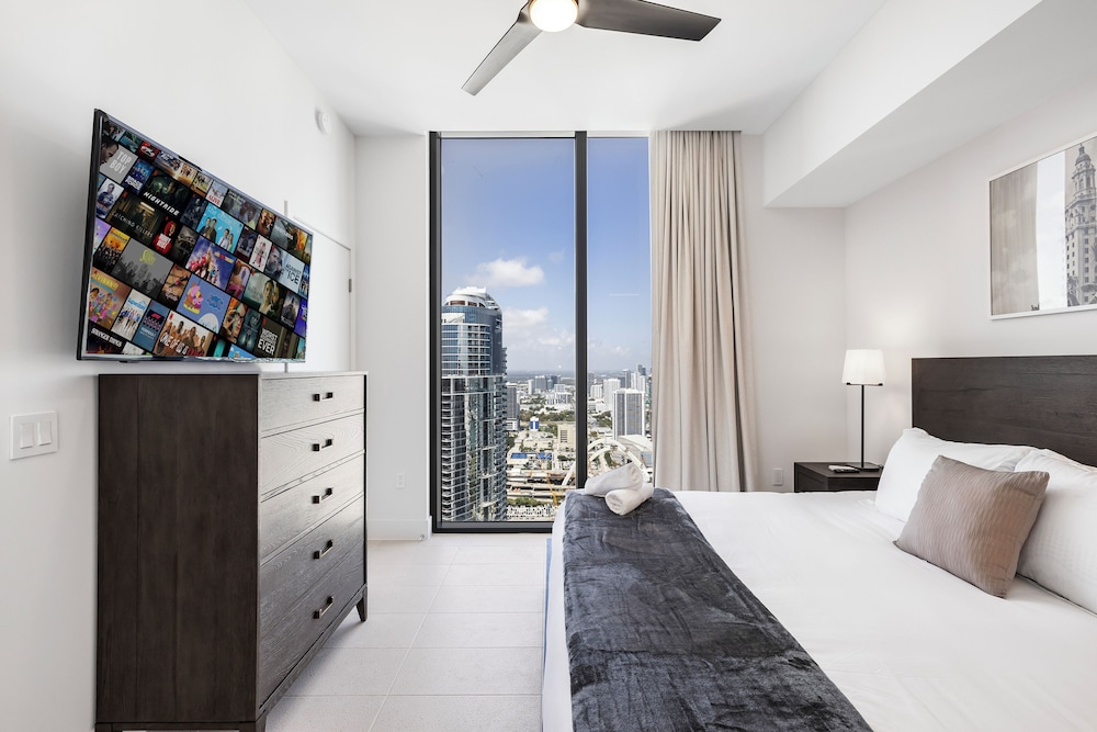 Luxury Apartment, 1 Bedroom, City View photo 3
