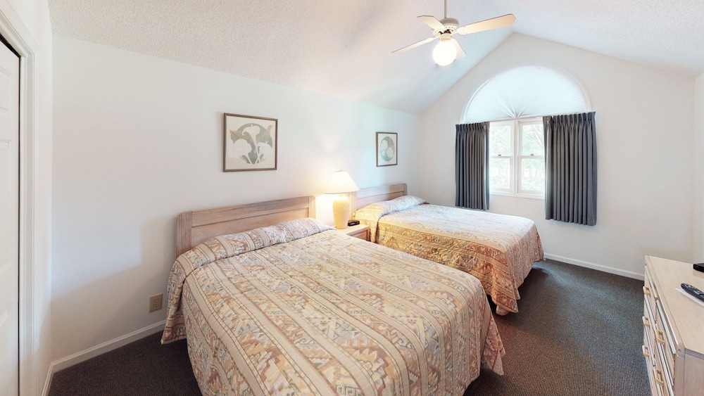 Condo, 4 Bedrooms photo 2