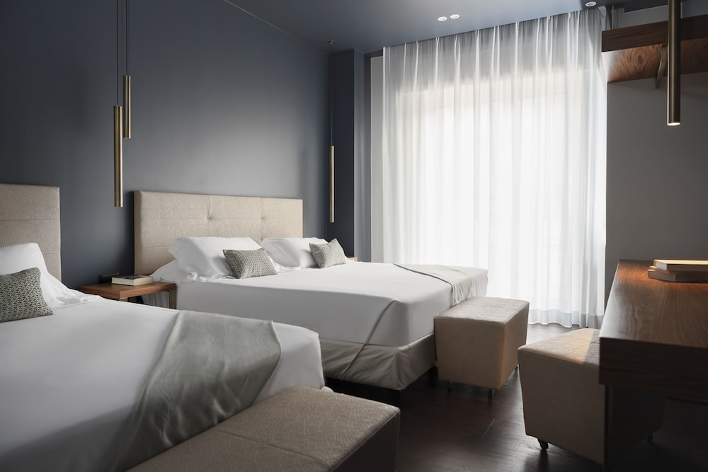 Superior Room, Multiple Beds, Non Smoking