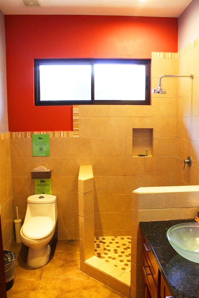 Room, 1 Queen Bed, Mountain View (Quetzal) photo 2
