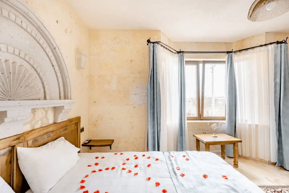 Deluxe Room, 1 Queen Bed